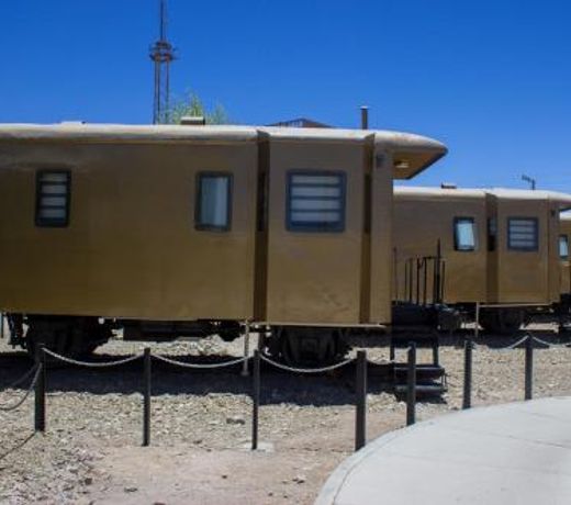 Onkel Inn Wagon Sleepbox Uyuni