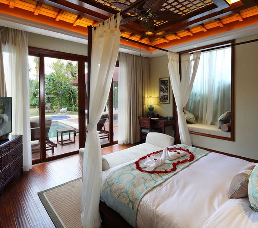 Sanya Ocean Sonic Banling Hotspring Resort