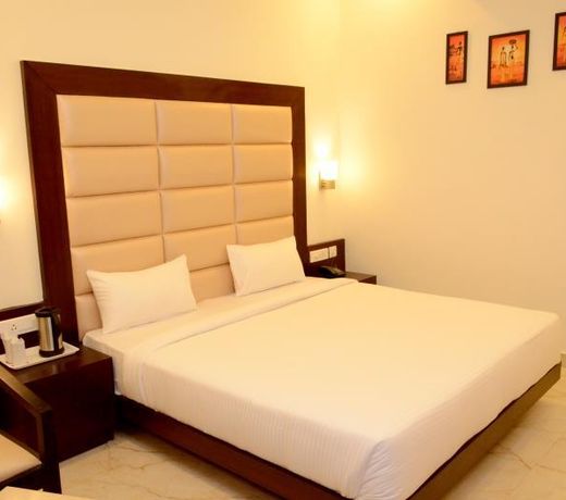 Hotel The Onix