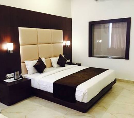 Hotel The Onix