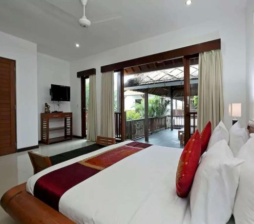 Villa Blue