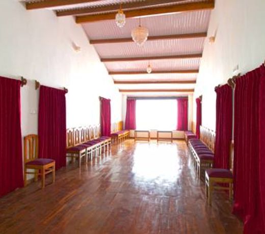 Satya Anand Cottage Pure veg & non alcoholic Cottage