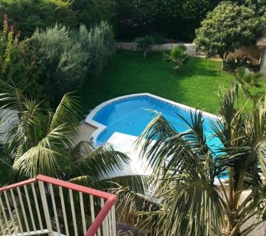 VanessaHolidayHome