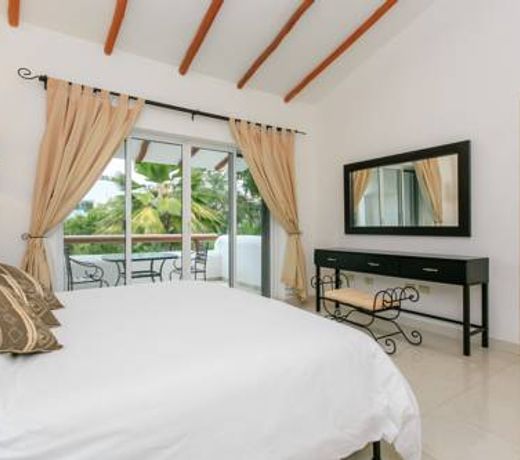 Villa Mayamar Rose by Moskito