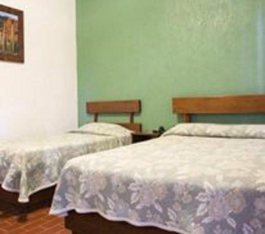 Hotel Plaza Real de la Paz