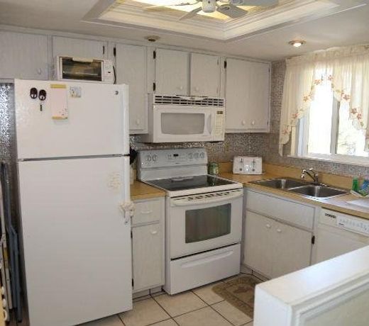 Estero Sands 204