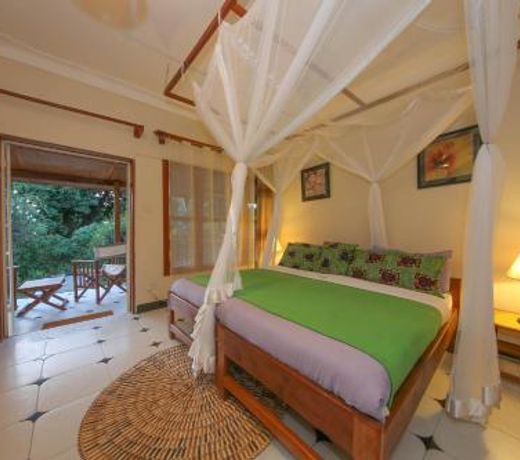 Papyrus Guest House