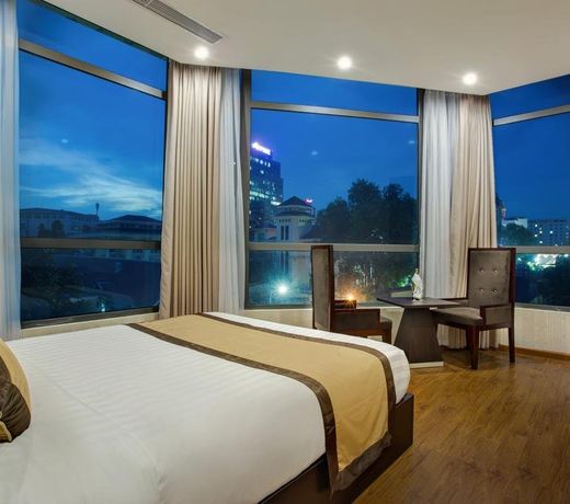 TQT Hotel