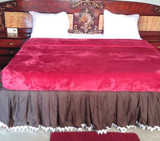 Rovie Hotel
