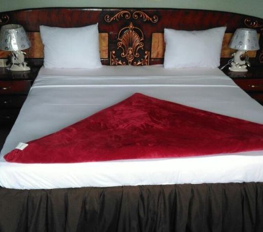 Rovie Hotel