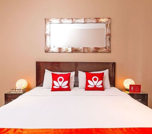 ZEN Rooms Kuta Theater