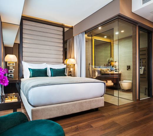 SAINT TEN Hotel