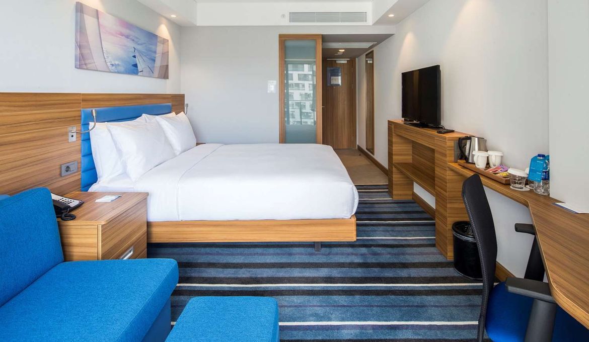 Hampton by Hilton Istanbul Kurtkoy
