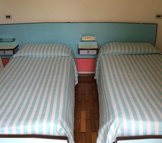 Albergo Villa Azalea