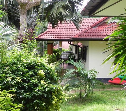 Naya Bungalow