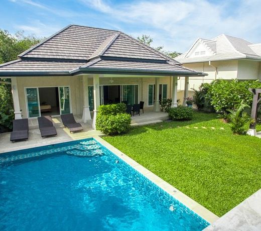 Victoria Villa by Jetta