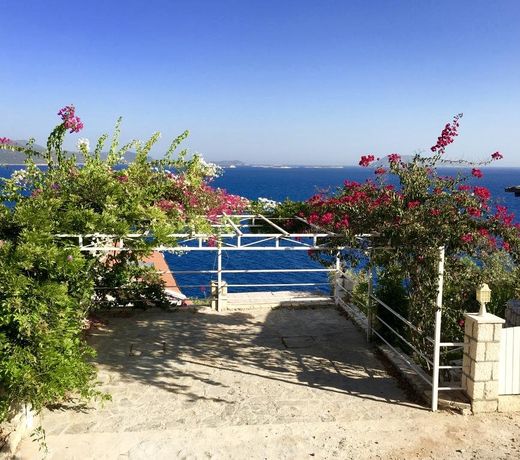 Villa Leucosia