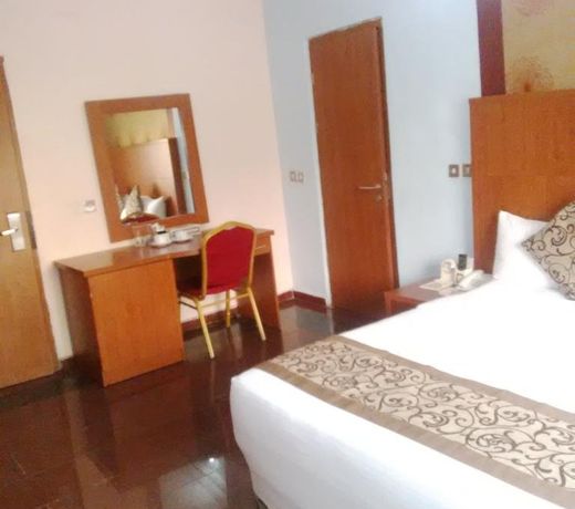 Hotel De Horizon
