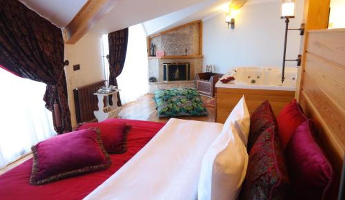 Asiklar Butik Otel