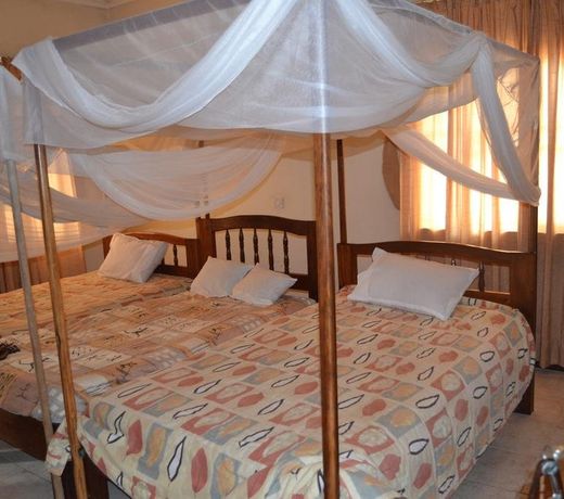 Raja Excelsior Hotel