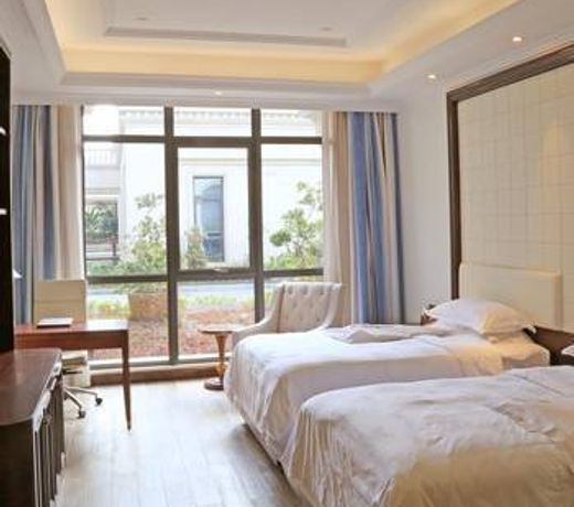 Redbird Hotel Haikou
