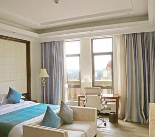 Redbird Hotel Haikou