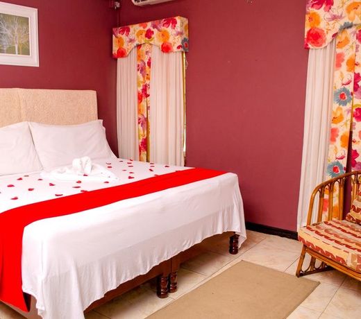 Crescent Court Hotel