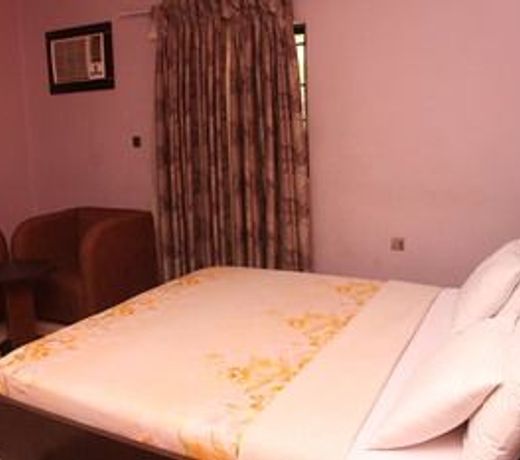 Kriscane Suites