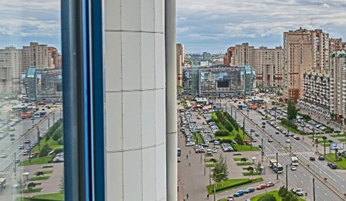 Apartments on Komendatsky Prospect