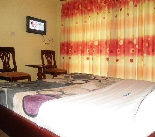 Jevine Hotel