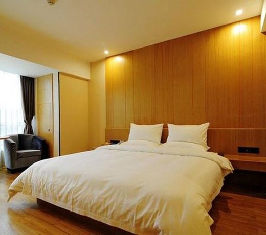Starway Guiyang Orchards Hotel