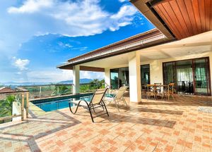 Luxury Seaview Pool Villa at Chalong