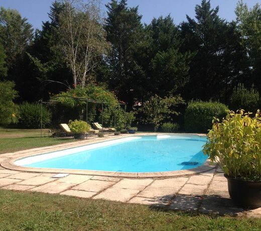 Villa de Miha