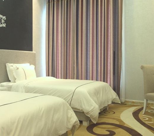 California International Hotel