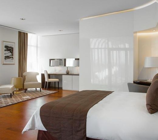 Radisson Blu Hotel & Convention Centre Kigali