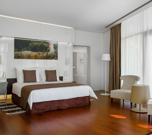 Radisson Blu Hotel & Convention Centre Kigali