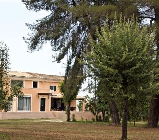 Ktima Loumoumba, Private Villa