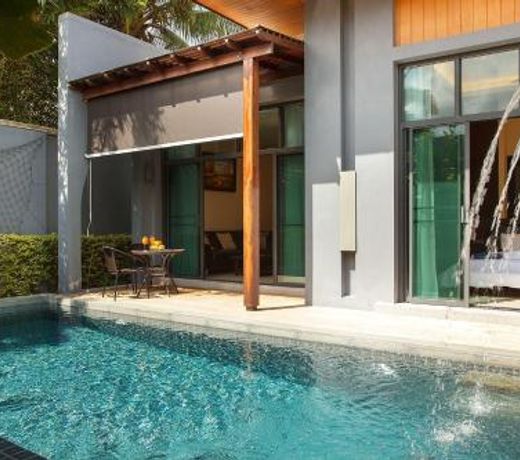 Villa Aruhe by Tropiclook: Onyx style Nai Harn beach