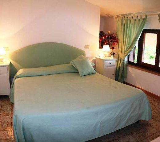 Hotel Vinicio