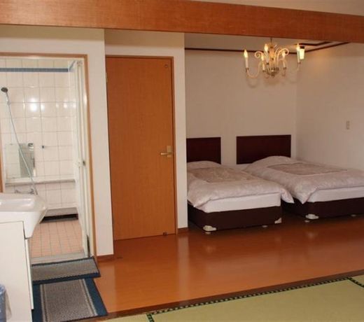 Tsuruya Hotel