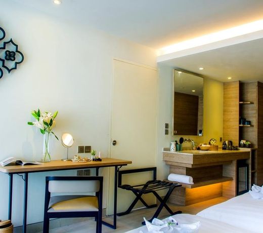 MAI HOUSE Patong Hill - SHA Extra Plus
