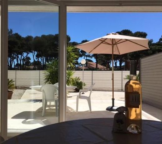 Appartements Les Pesquiers Hyères Plage