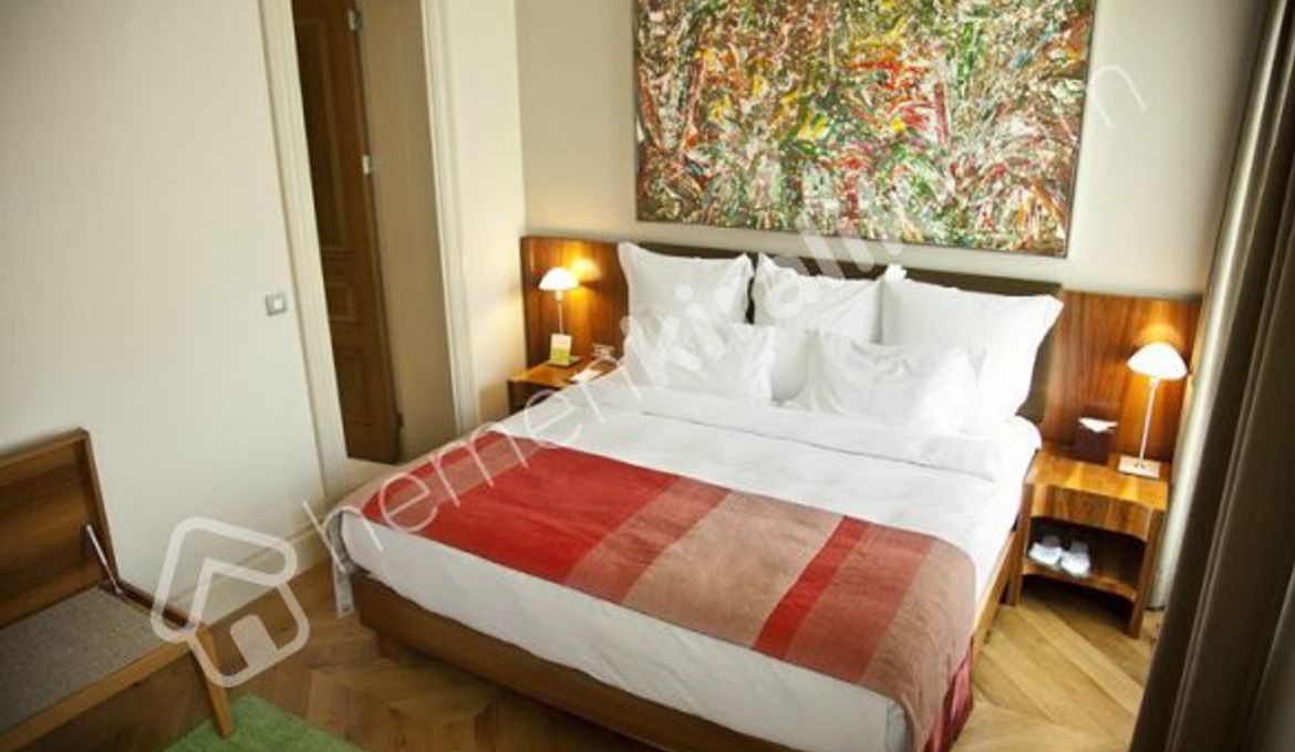Tomtom Suites