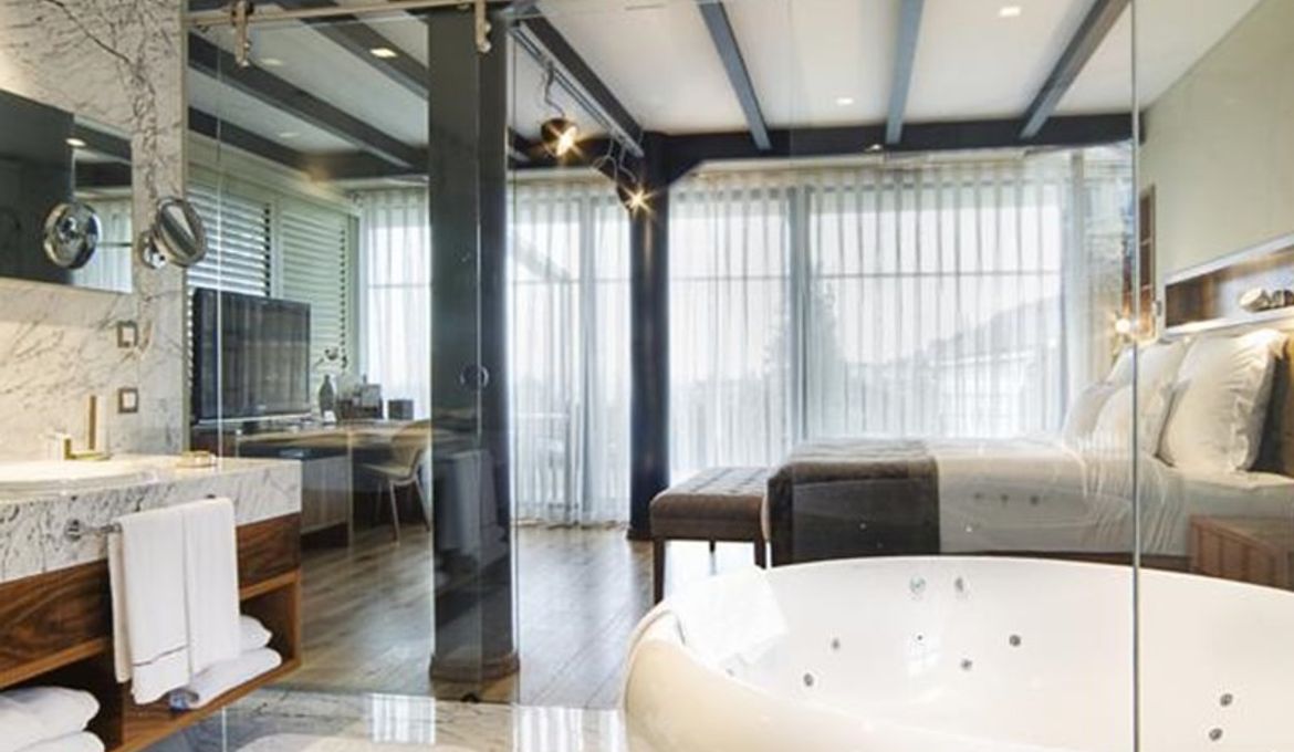 Tomtom Suites