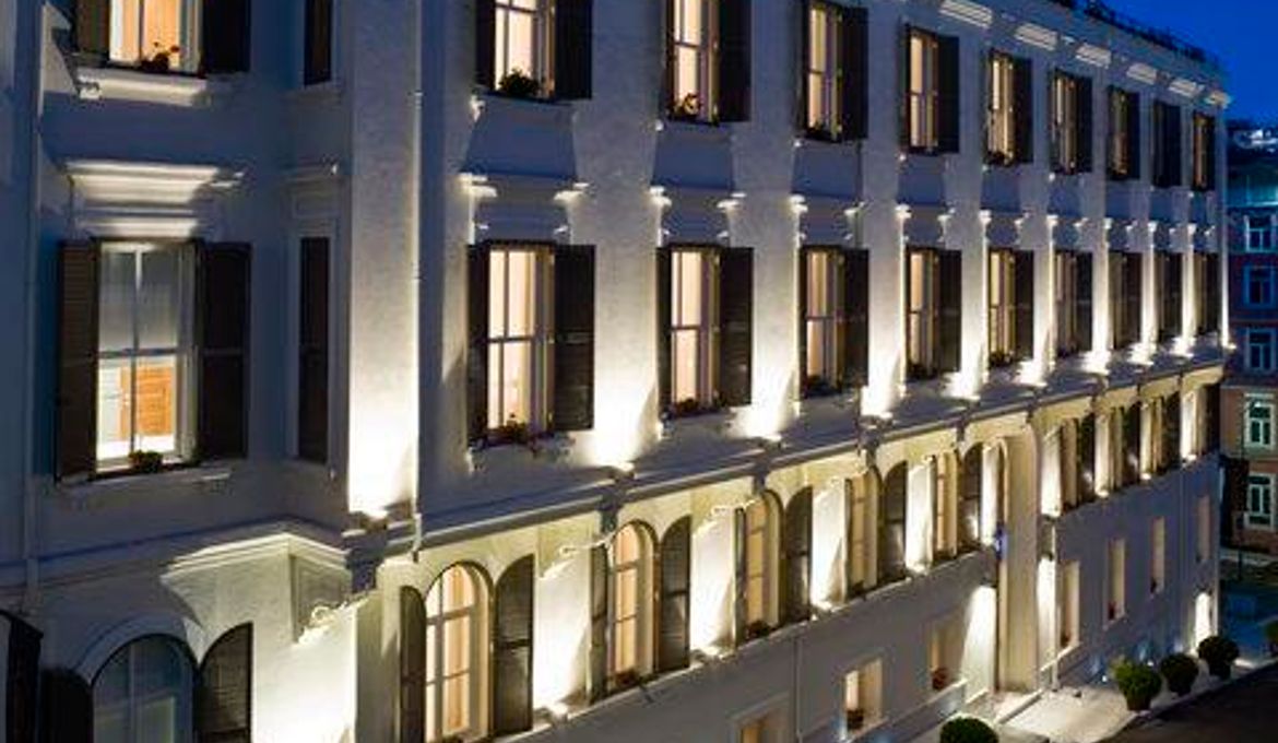 Tomtom Suites