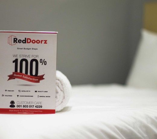 RedDoorz near Gedung Sate