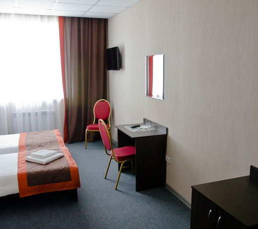Aura Hotel-ZURO