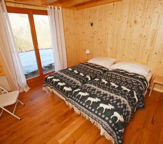 Chalet Chloé by Interhome