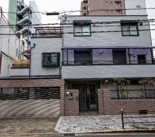 Free Parking Shin-Osaka Mansion