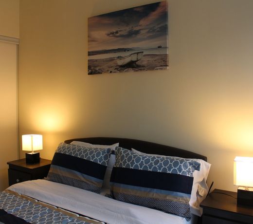 Custom-Made Luxury Suite-By Elite Suites
